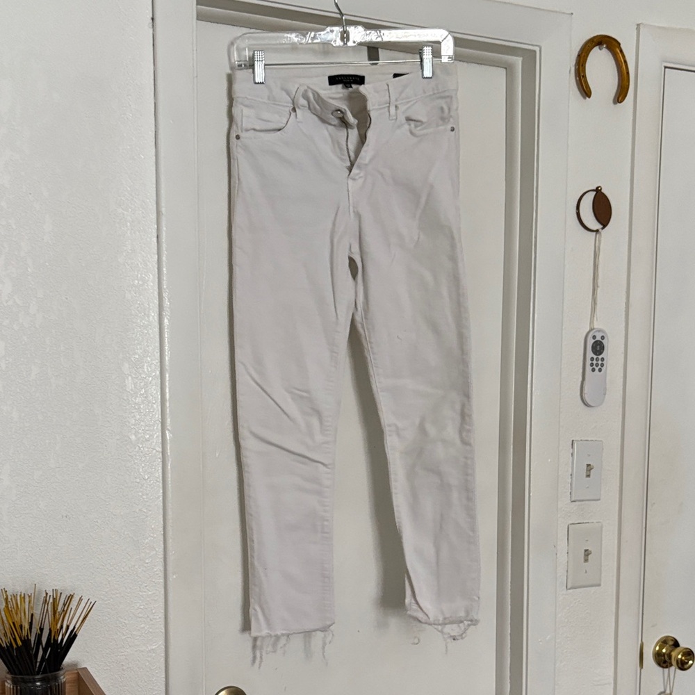 Sanctuary Off-White Skinny Jeans with Frayed Hem